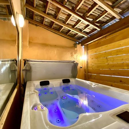 דירות קרקסון Patio, Jacuzzi Professionnel, Table De Massage, Climatise, Le Cocon De Pedro מראה חיצוני תמונה