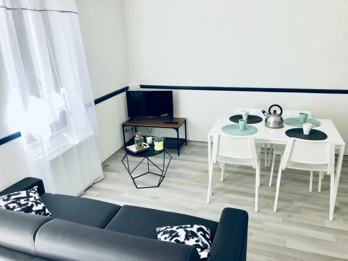דירות קרקסון Patio, Jacuzzi Professionnel, Table De Massage, Climatise, Le Cocon De Pedro מראה חיצוני תמונה